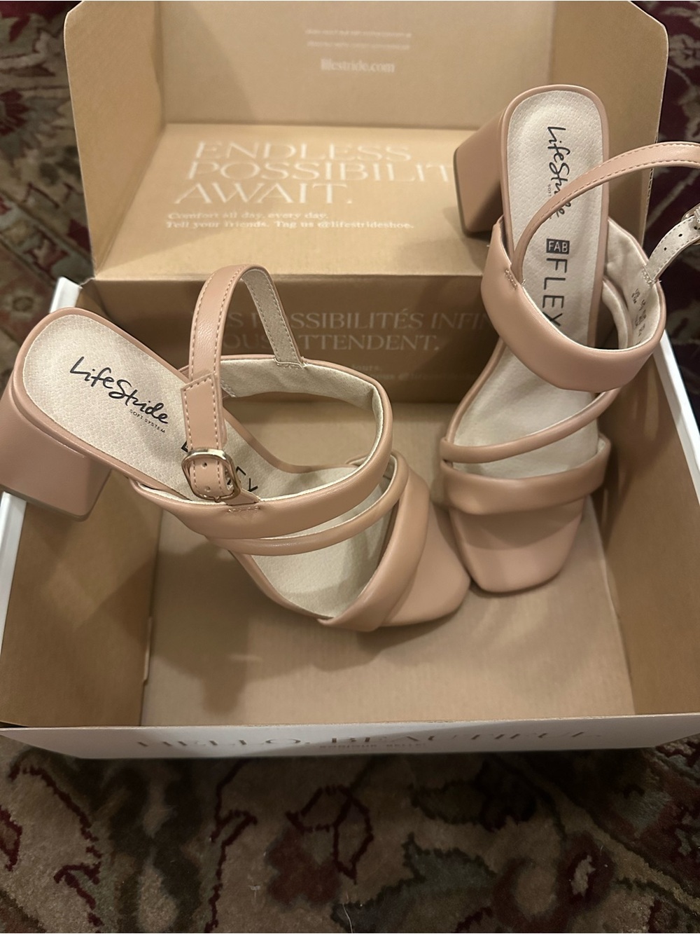 LifeStride Nude Block Heel Sandals with Double Straps Size 9.5 NIB